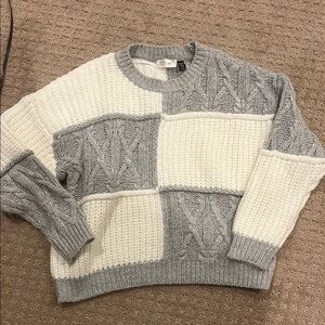 RD Style M Gray and White Patchwork Sweater